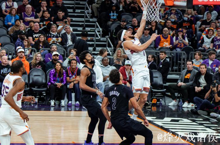 布克32分太阳送篮网5连败 活塞擒老鹰升至前六